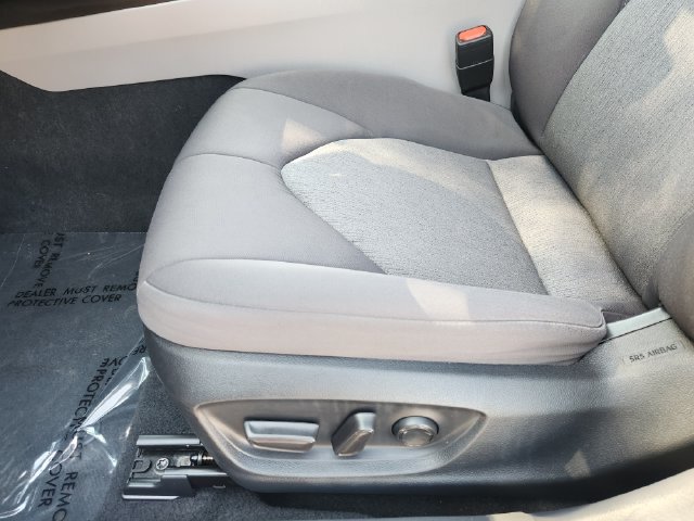 Used 2024 Toyota Camry LE FWD image 25