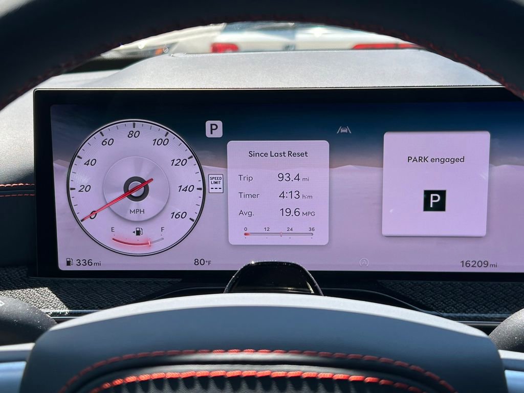 Used 2025 Genesis GV80 3.5T e-SC image 42