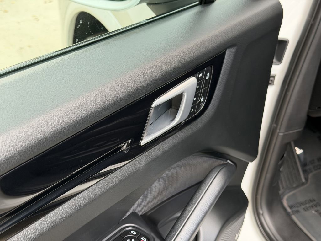 Used 2022 Porsche Cayenne Coupe image 20