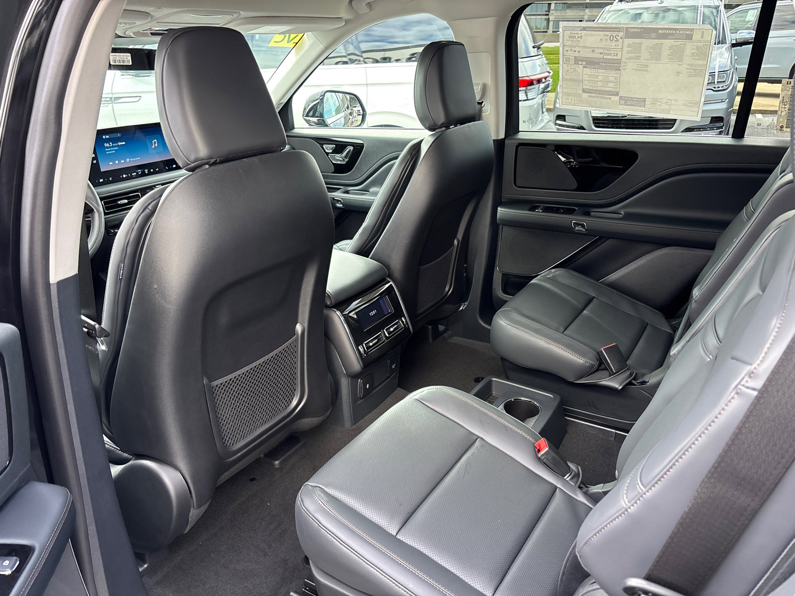 New 2026 Lincoln Aviator AWD image 28