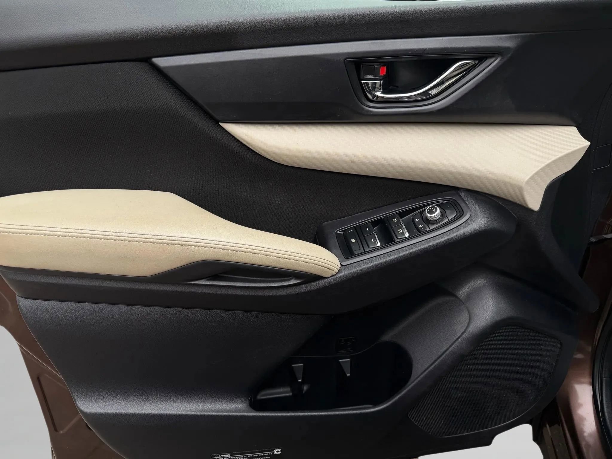 Used 2019 Subaru Ascent Premium image 24