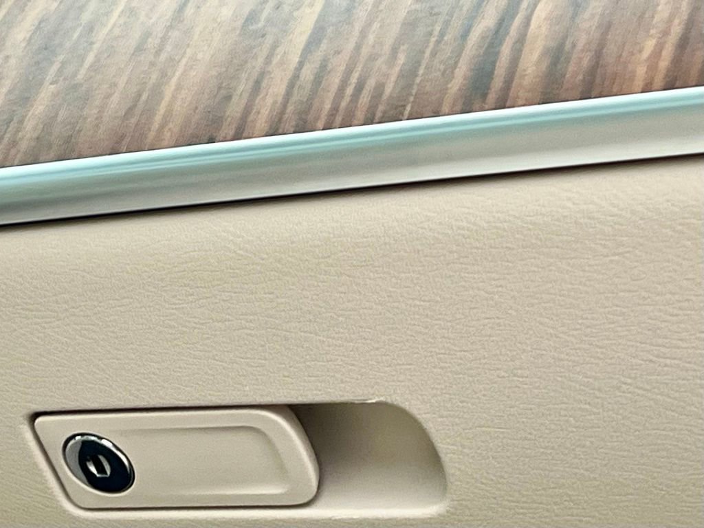 Certified 2023 Mercedes-Benz C 300 4MATIC Sedan image 13