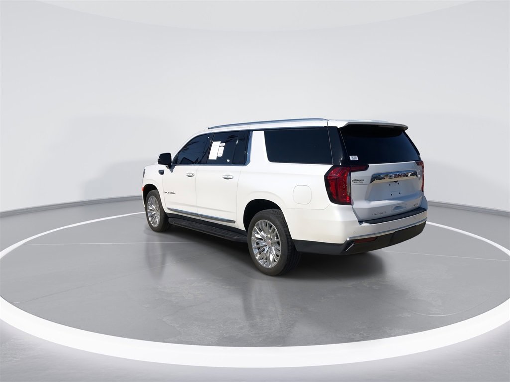 Used 2024 GMC Yukon XL SLT w/ SLT Luxury Package image 6