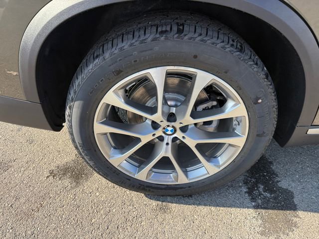 New 2026 BMW X5 xDrive40i AWD/4WD image 16