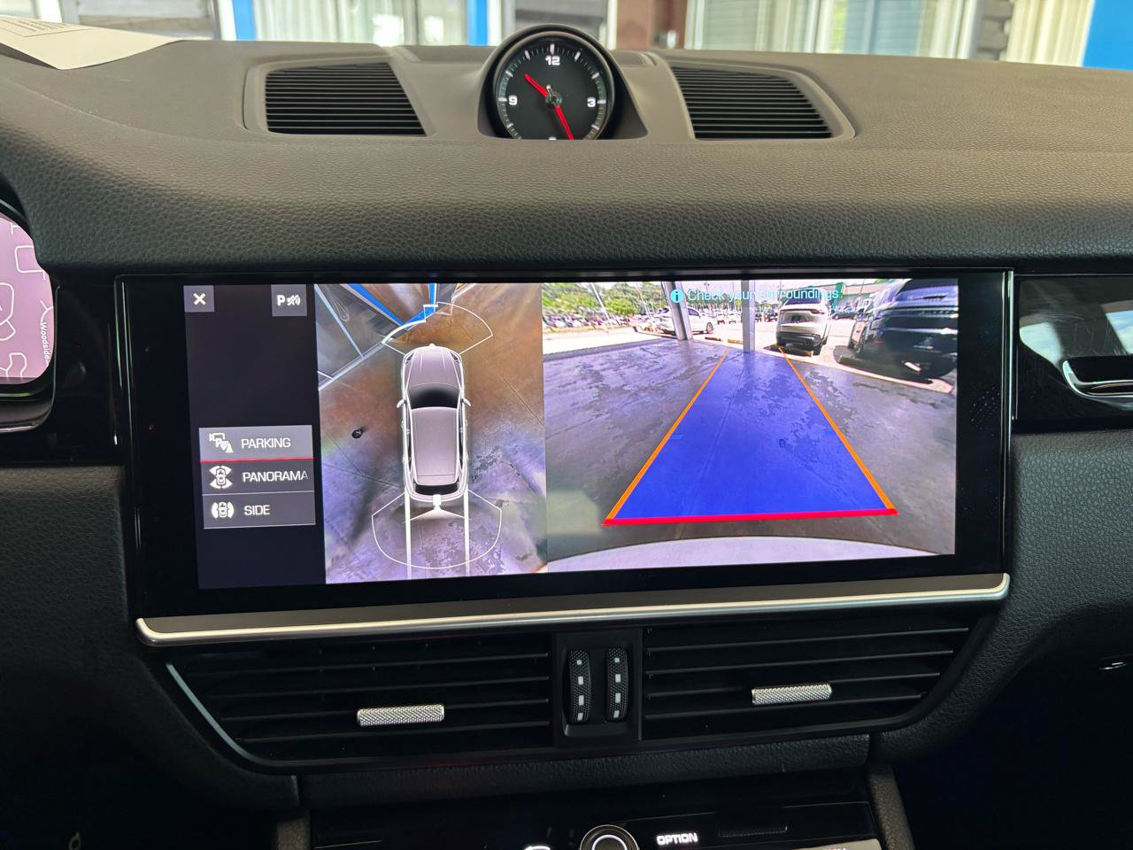 Used 2019 Porsche Cayenne AWD/4WD image 15