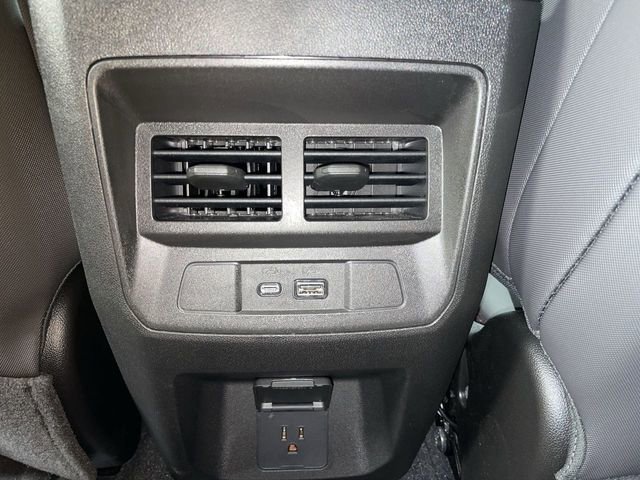 Used 2023 Chevrolet Colorado Z71 w/ Z71 Convenience Package 2 image 39