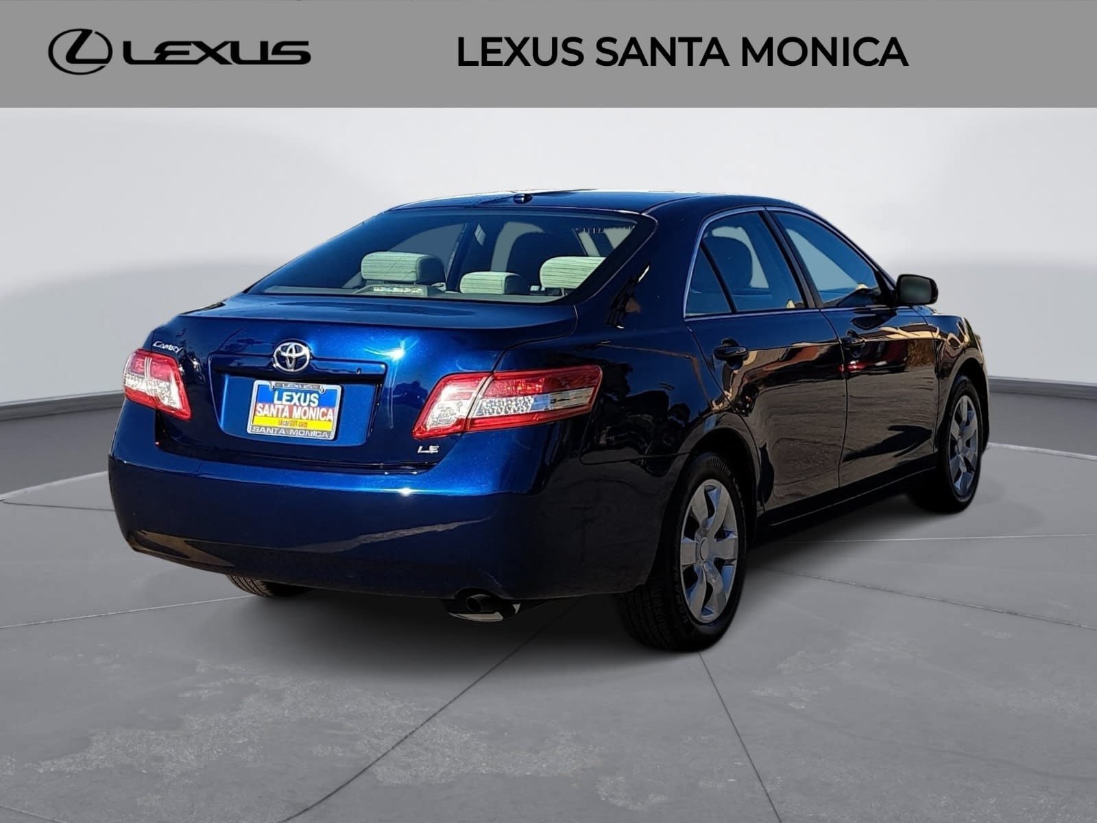 Used 2011 Toyota Camry LE FWD image 5