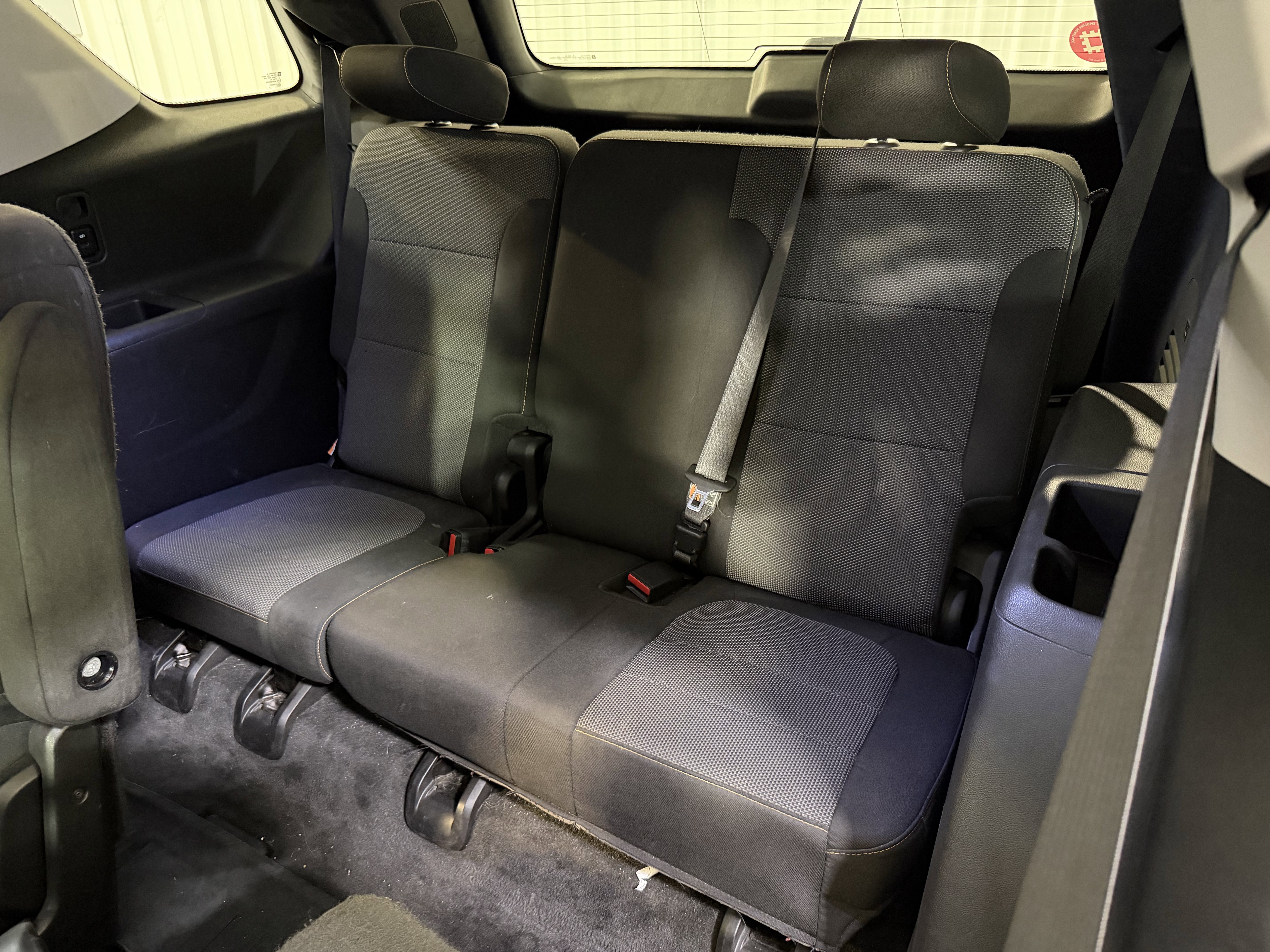 Used 2019 Chevrolet Traverse LT FWD image 12