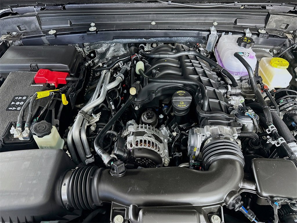 New 2025 Jeep Wrangler Sahara w/ Technology Group image 18