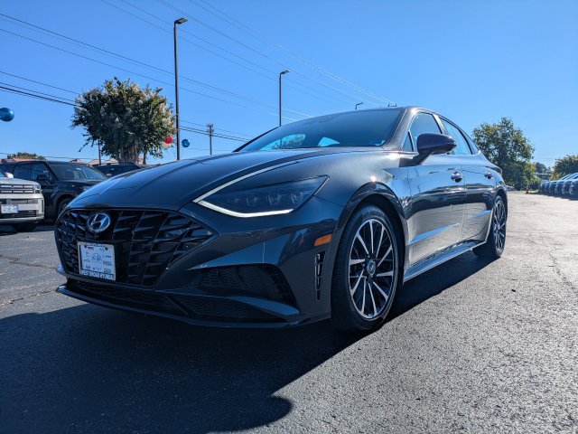 Used 2021 Hyundai Sonata Limited w/ Cargo Package FWD image 8