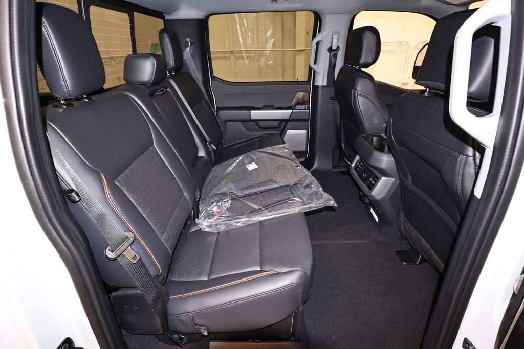 New 2026 Ford F350 Lariat w/ Black Appearance Package image 16