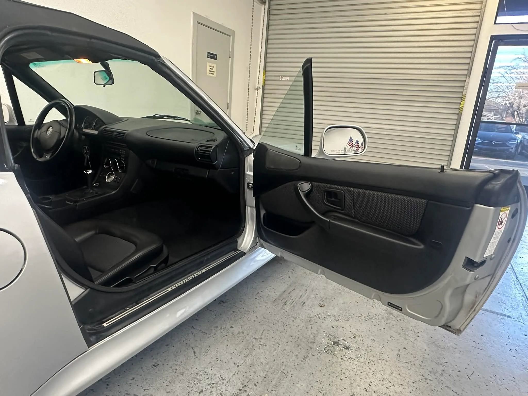 Used 2000 BMW Z3 2.5i image 40