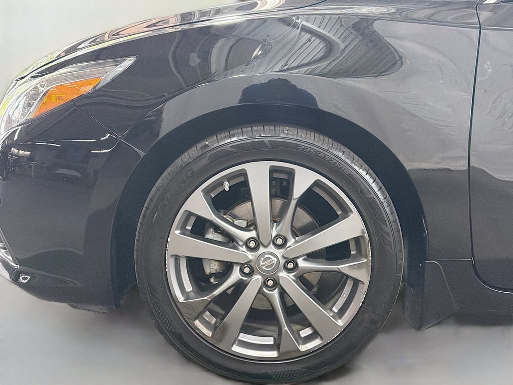 Used 2018 Nissan Altima 2.5 SR w/ SR Special Edition FWD image 31