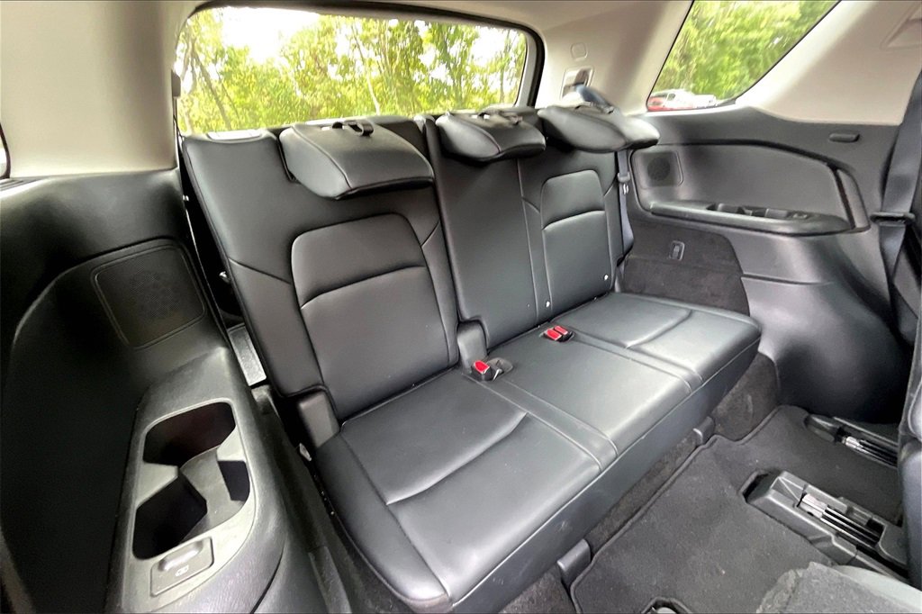 Used 2024 Nissan Pathfinder Platinum image 28