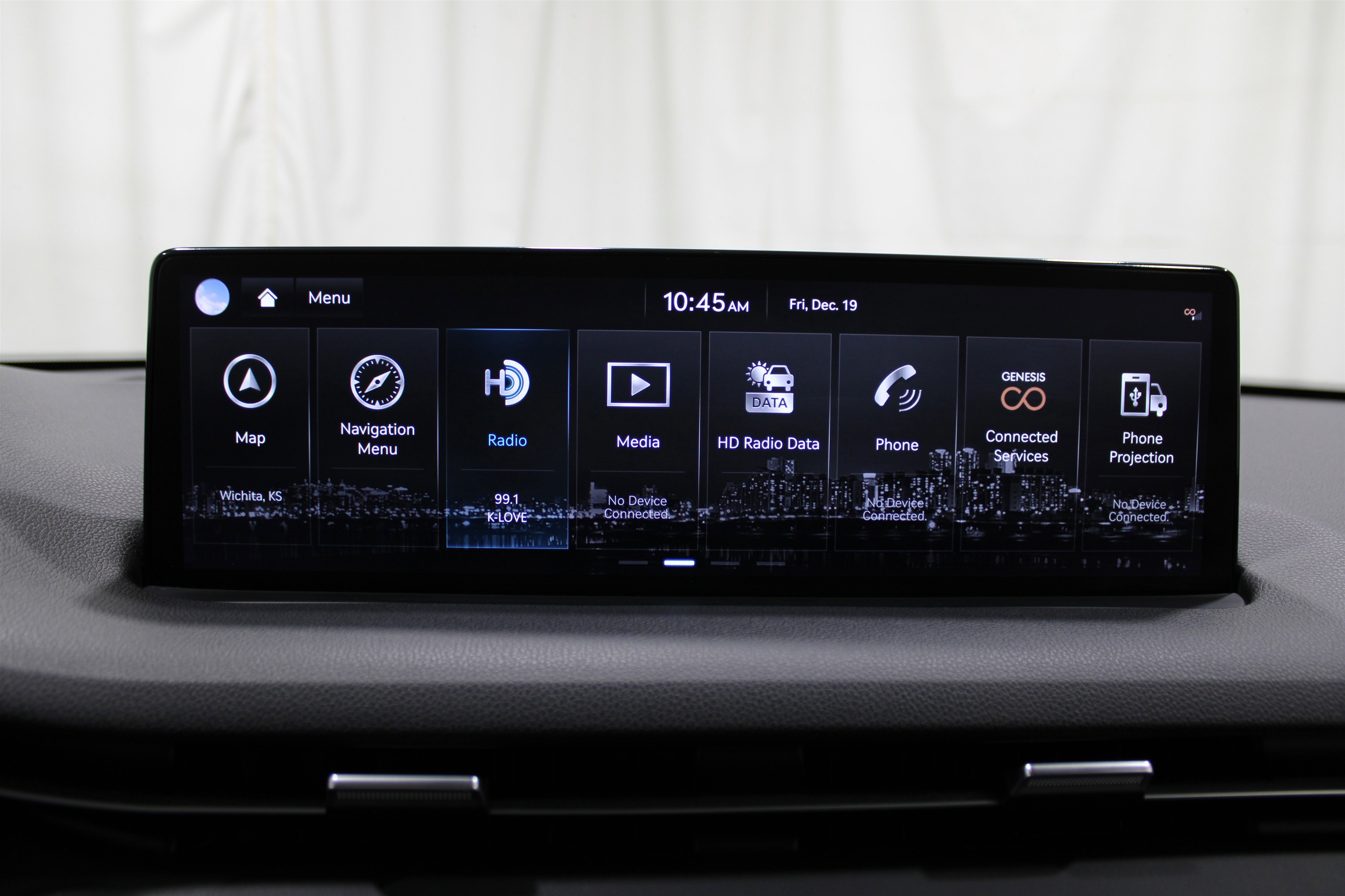 Used 2024 Genesis GV70 2.5T w/ Select Package image 16