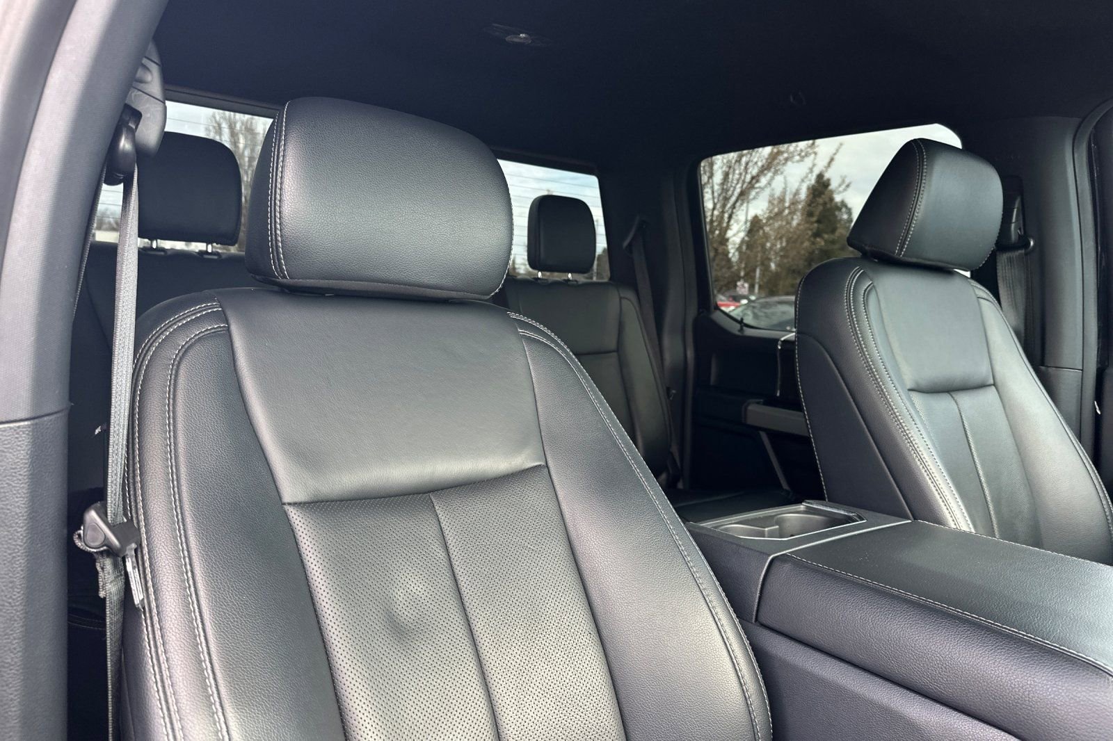 Used 2022 Ford F250 Lariat w/ Lariat Ultimate Package image 16