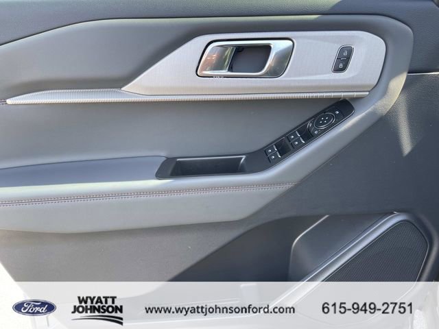 New 2026 Ford Explorer Active image 24