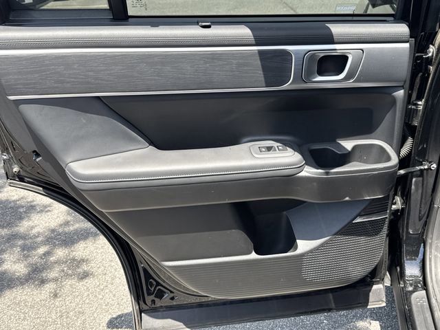 Used 2025 Hyundai Santa Fe Limited FWD image 22