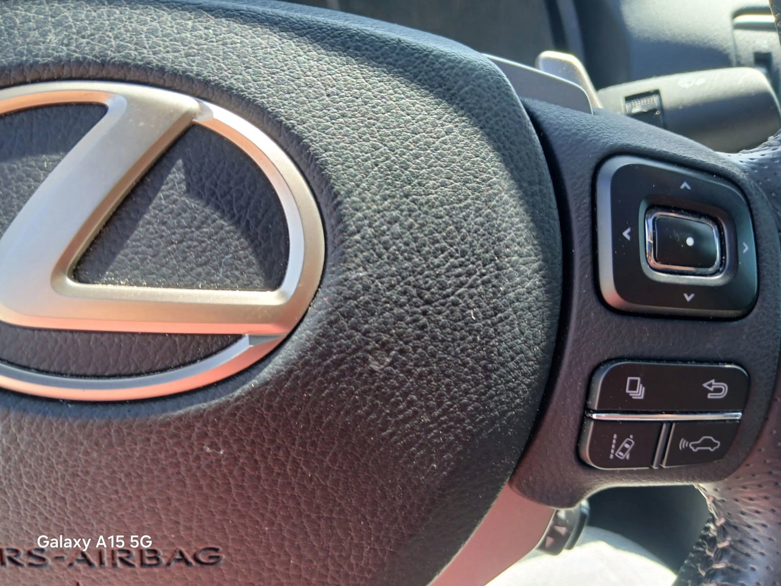 Used 2018 Lexus IS 300 F Sport w/ F Sport Package RWD image 30