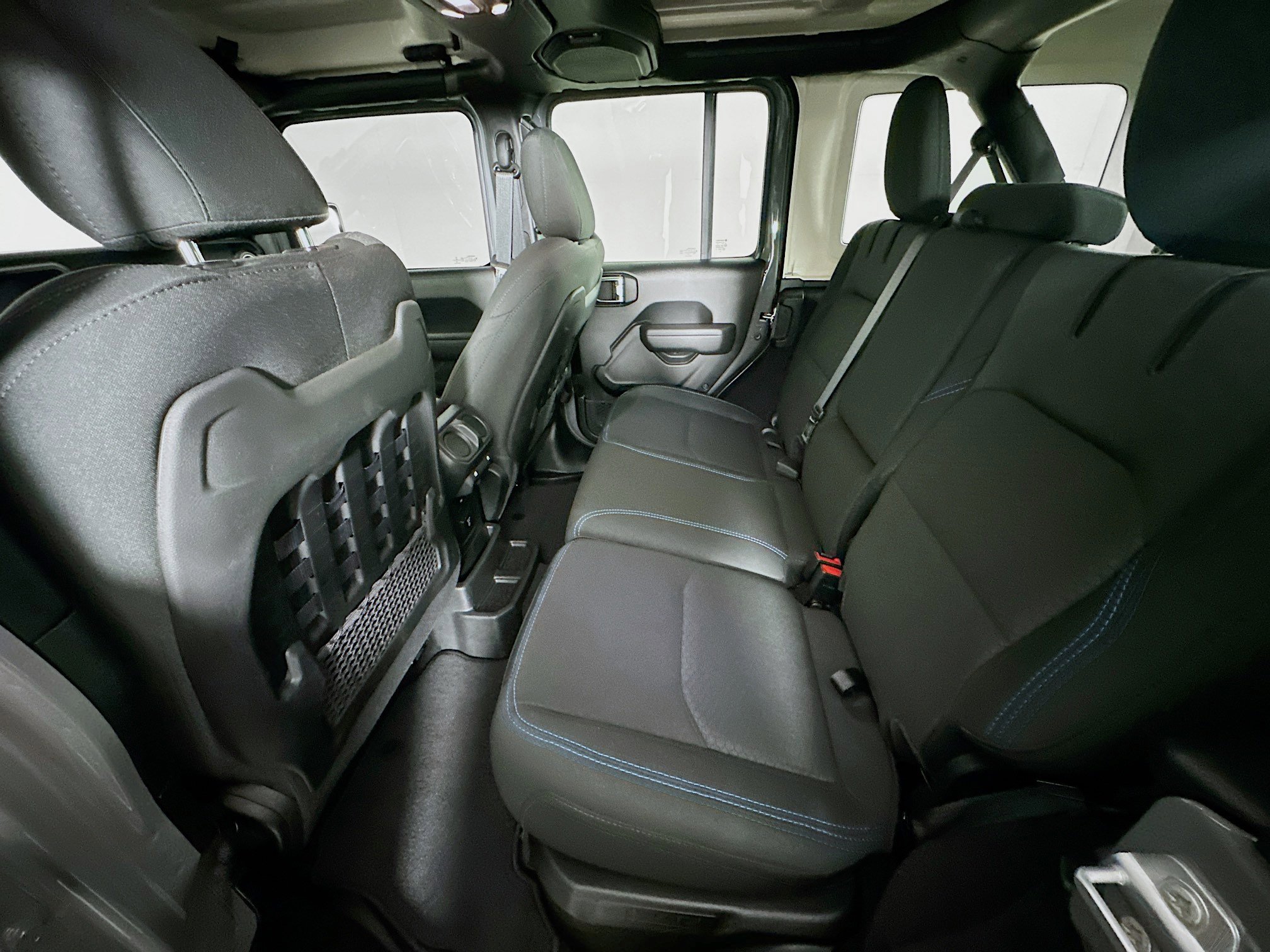 Used 2023 Jeep Wrangler Rubicon w/ Cold Weather Group image 27