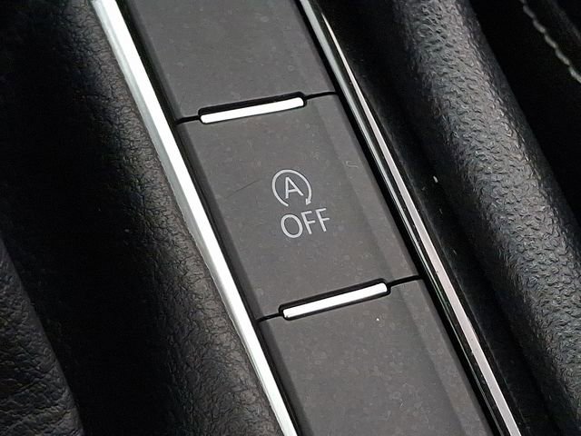 Used 2023 Volkswagen Taos SE image 25