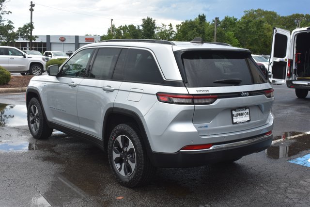 Used 2024 Jeep Grand Cherokee Limited 4xe AWD/4WD image 8