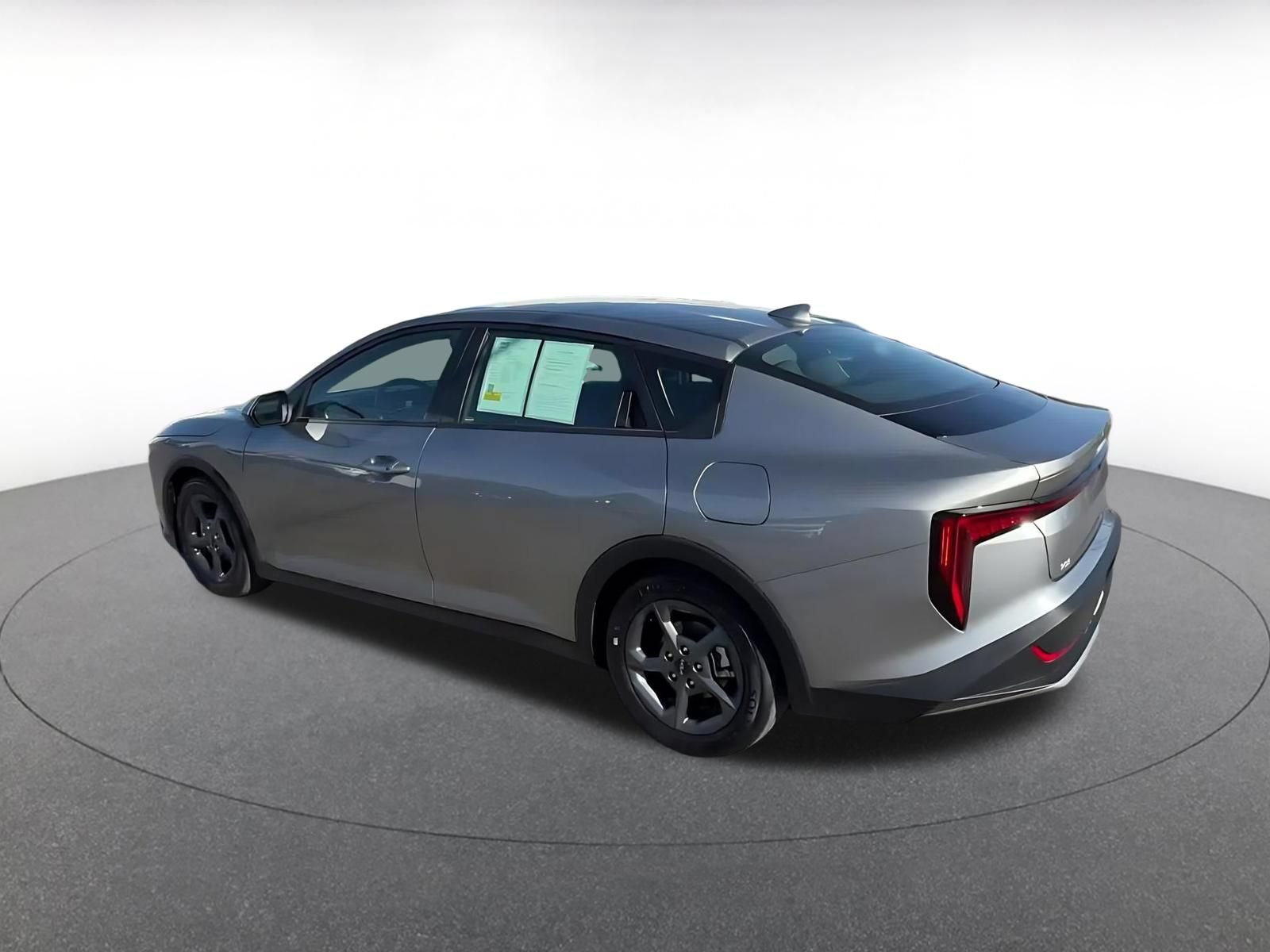 Used 2026 Kia K4 FWD image 9