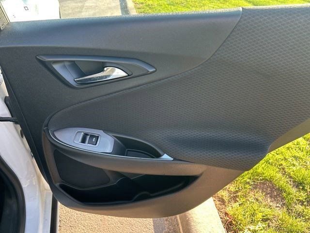 Used 2020 Chevrolet Malibu LT w/ Fleet LT Safety Plus Package image 36