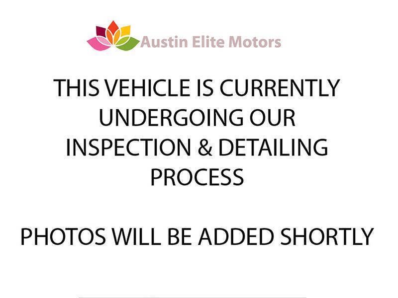 Used 2015 Toyota Prius Two FWD image 3