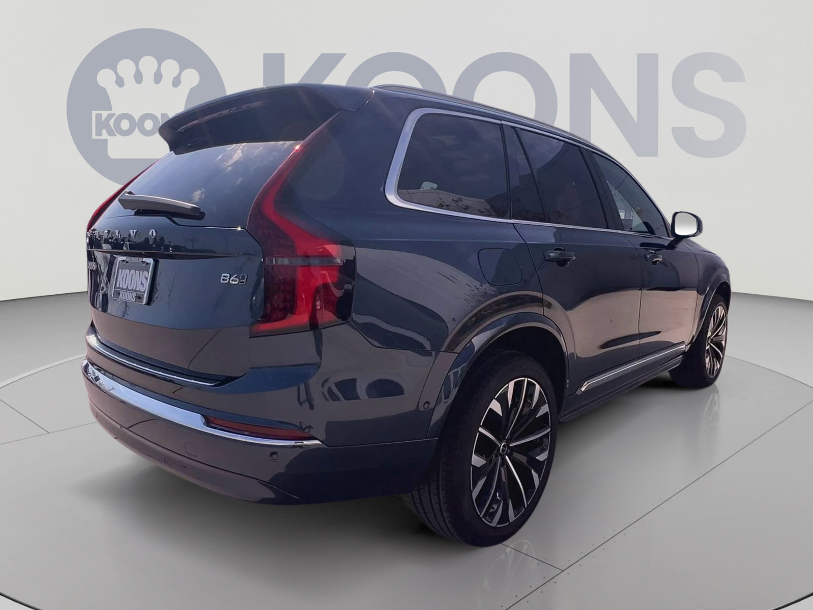 New 2026 Volvo XC90 B6 Plus w/ Protection Package Premier AWD/4WD image 11