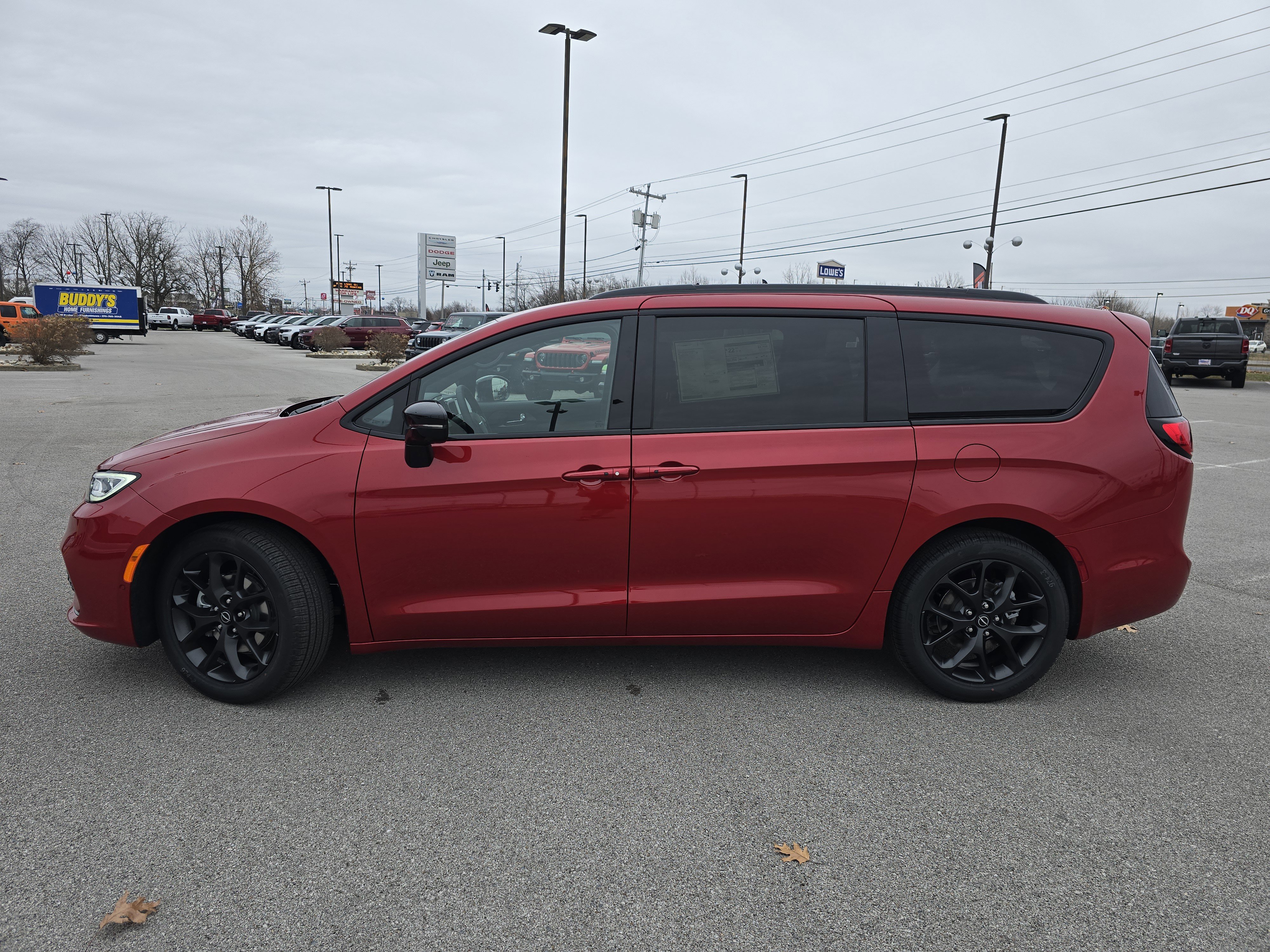 New 2026 Chrysler Pacifica Select FWD image 21