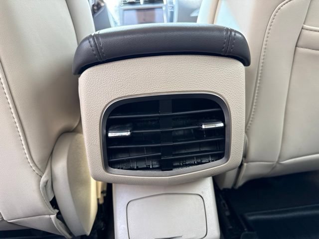 Used 2020 Lincoln MKZ w/ Convenience Package FWD image 19