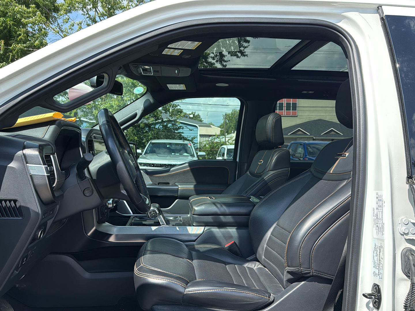 Used 2023 Ford F150 Platinum AWD/4WD image 9