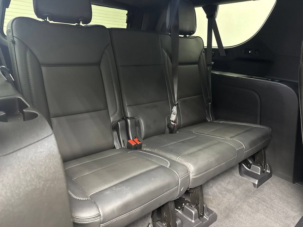Used 2022 GMC Yukon XL Denali AWD/4WD image 24