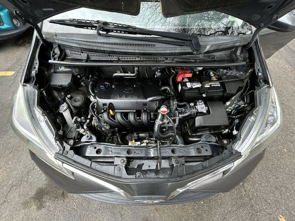 Used 2017 Toyota Yaris L FWD image 11