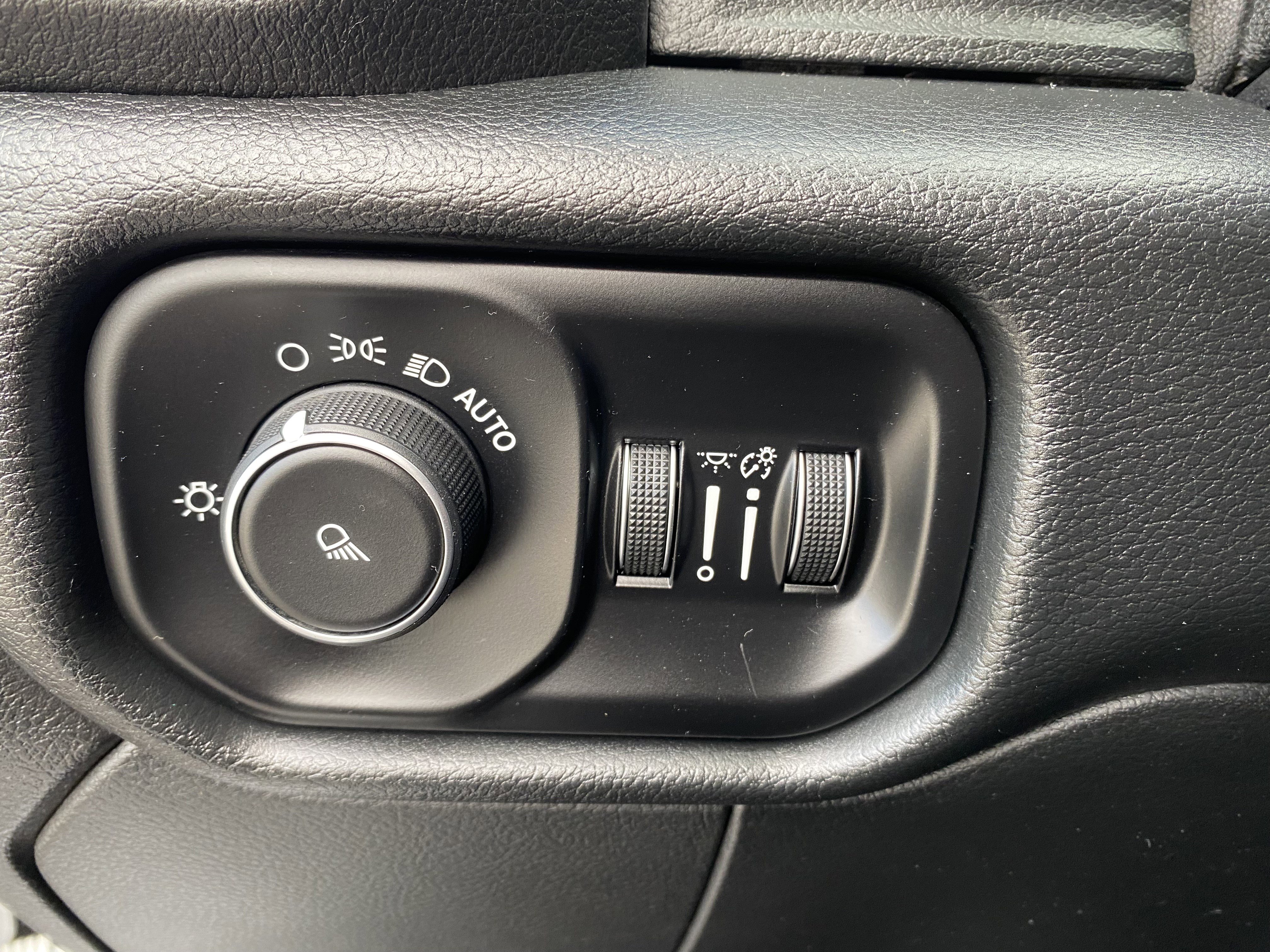 Used 2020 RAM 2500 Big Horn image 14