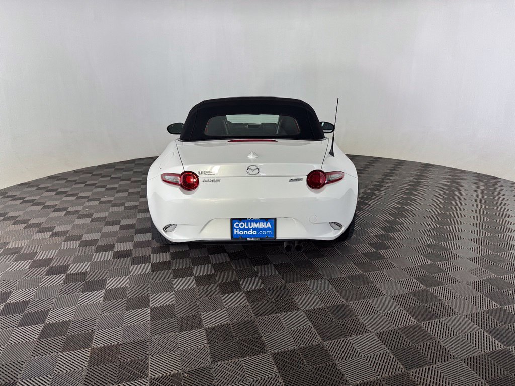 Used 2017 MAZDA MX-5 Miata Grand Touring RWD image 6