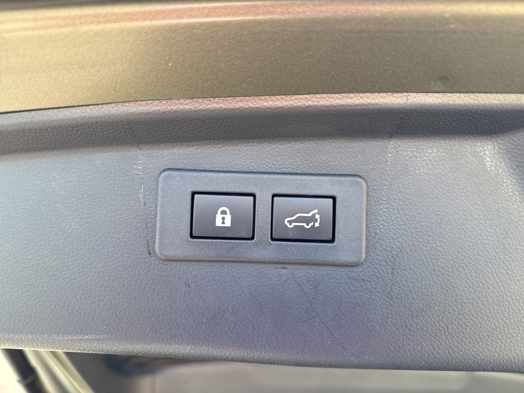 Certified 2025 Subaru Outback Premium image 18