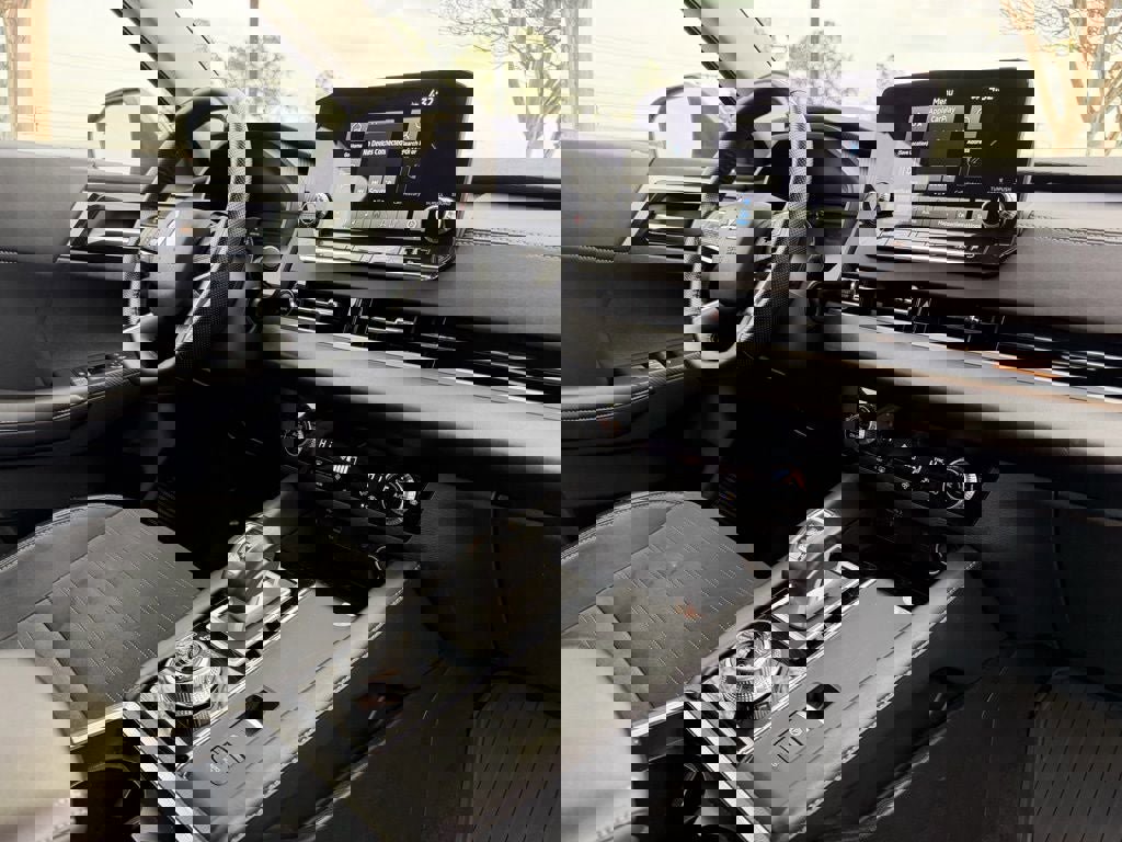 Used 2024 Mitsubishi Outlander SE image 15