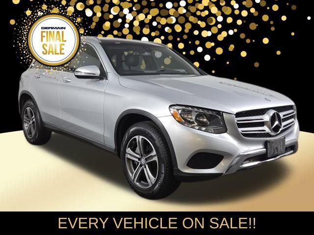 Used 2017 Mercedes-Benz GLC 300 4MATIC image 4
