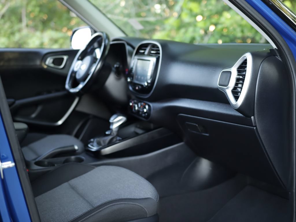 Used 2020 Kia Soul GT-Line w/ GT 2.0L Power Sunroof Package FWD image 29