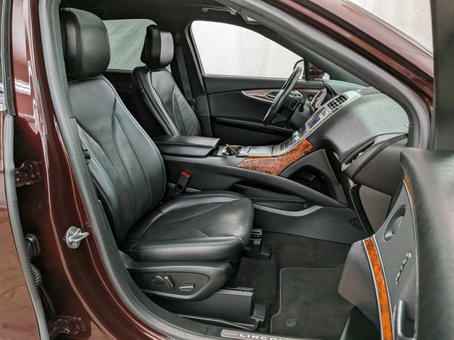 Used 2020 Lincoln Nautilus Reserve w/ Class II Trailer Tow Package AWD/4WD image 25
