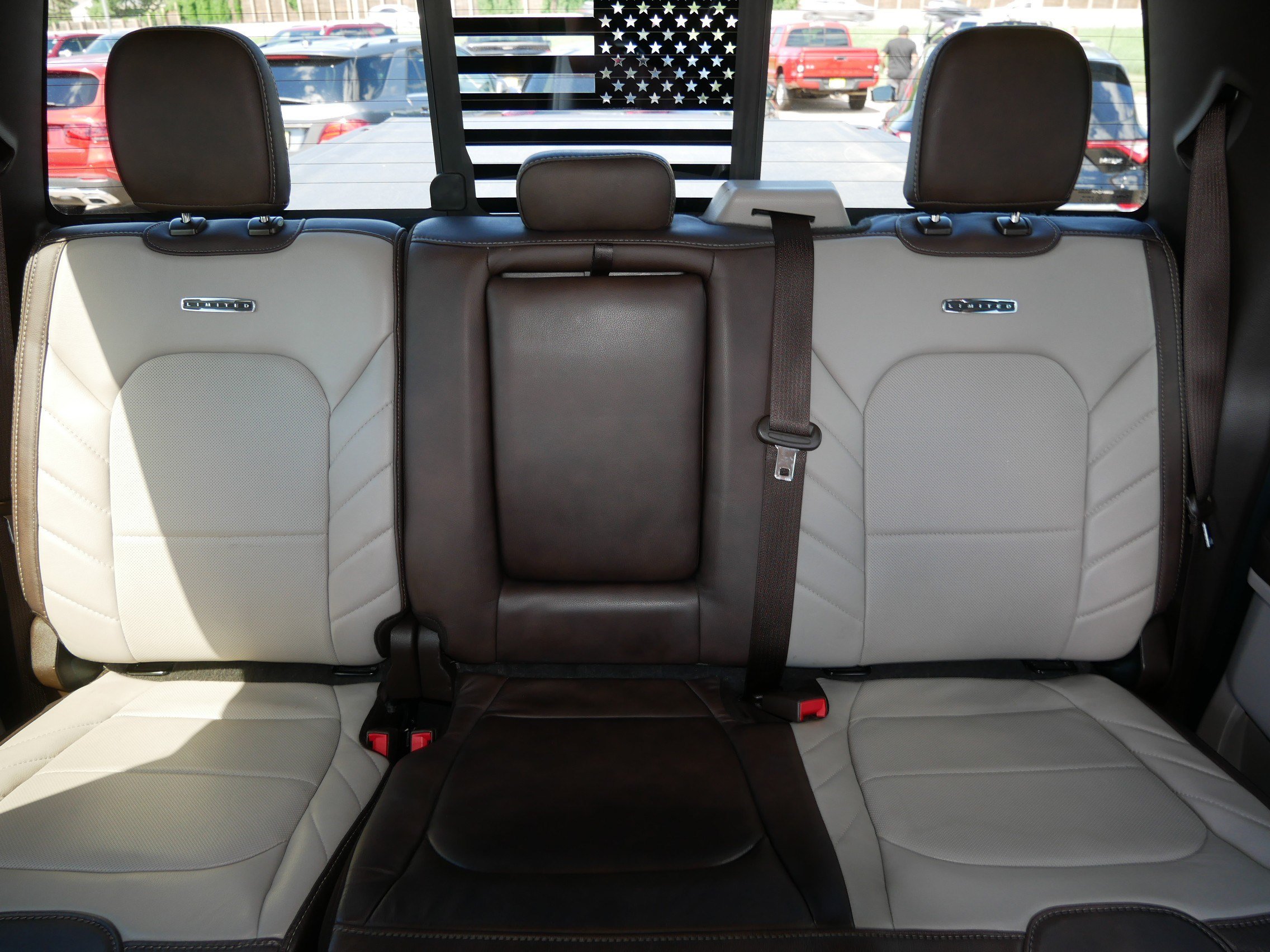 Used 2019 Ford F350 Limited w/ FX4 Off-Road Package AWD/4WD image 13