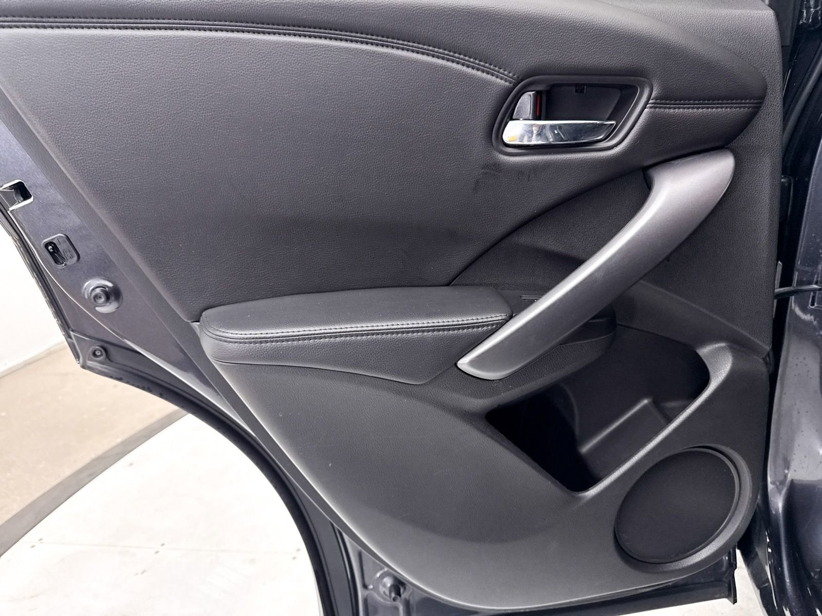 Used 2015 Acura RDX FWD w/ Technology Package image 25