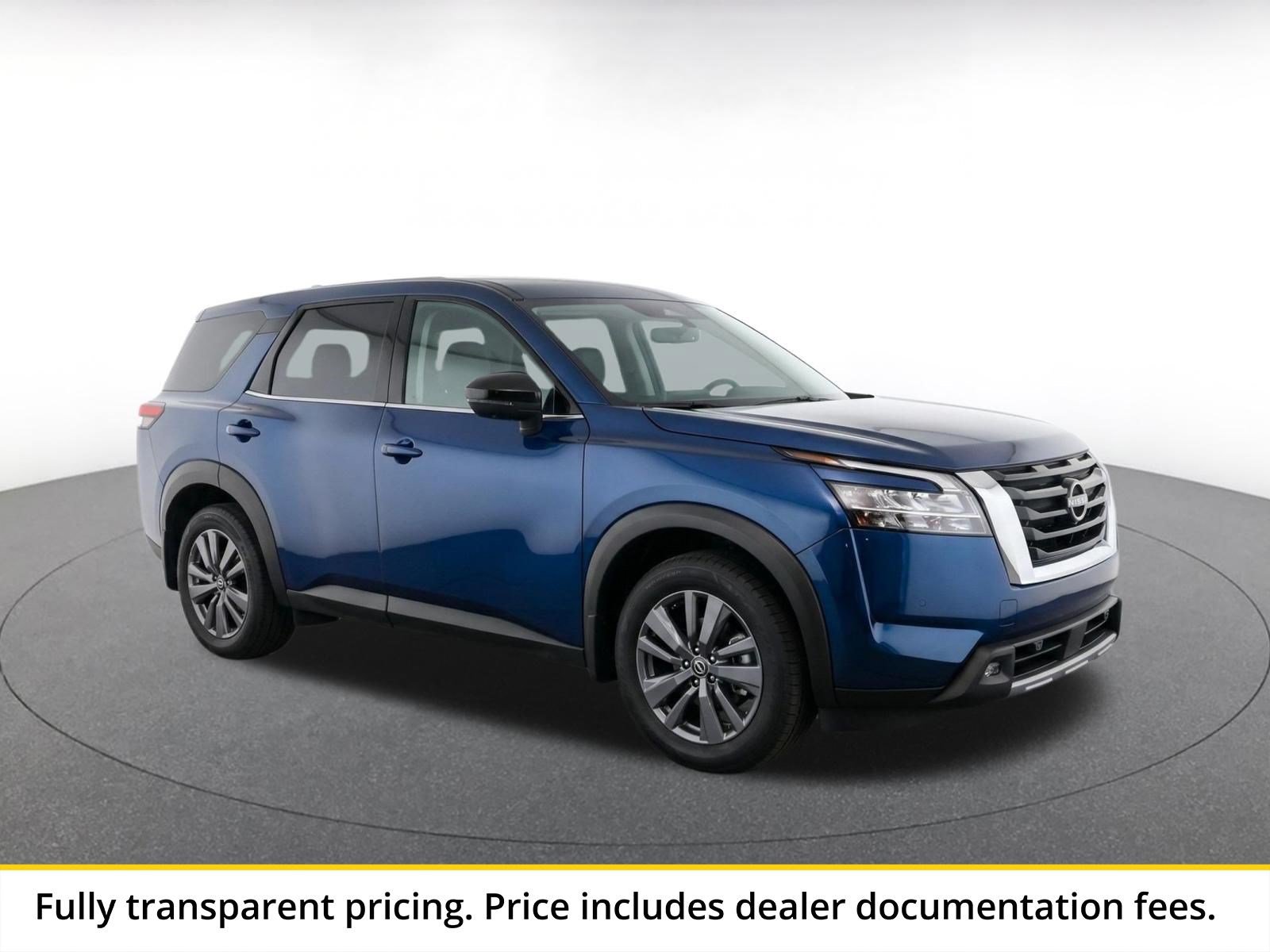 Used 2025 Nissan Pathfinder SV FWD image 1