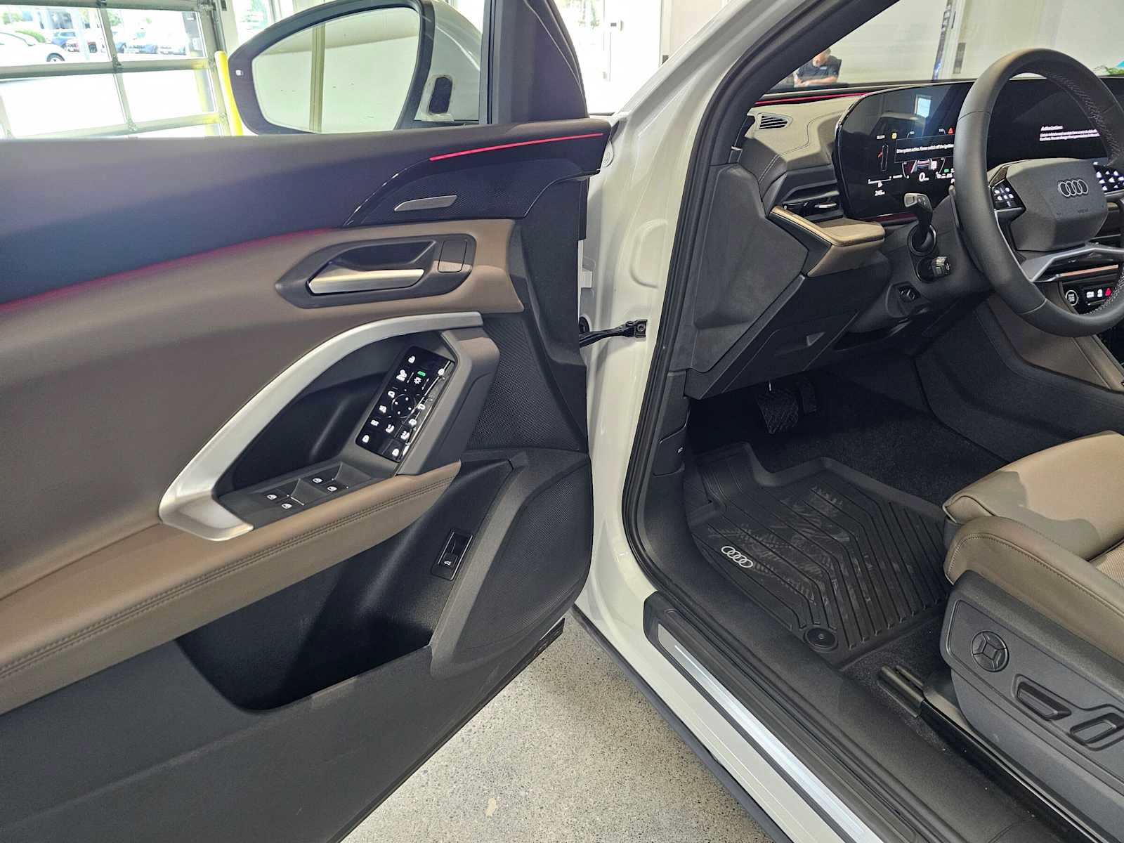 Used 2025 Audi Q5 Premium Plus AWD/4WD image 21