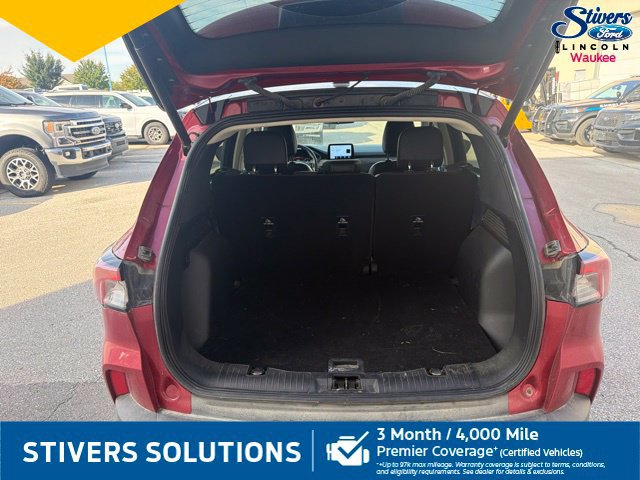 Used 2020 Ford Escape Titanium w/ Titanium Premium Package 2.0 AWD/4WD image 10