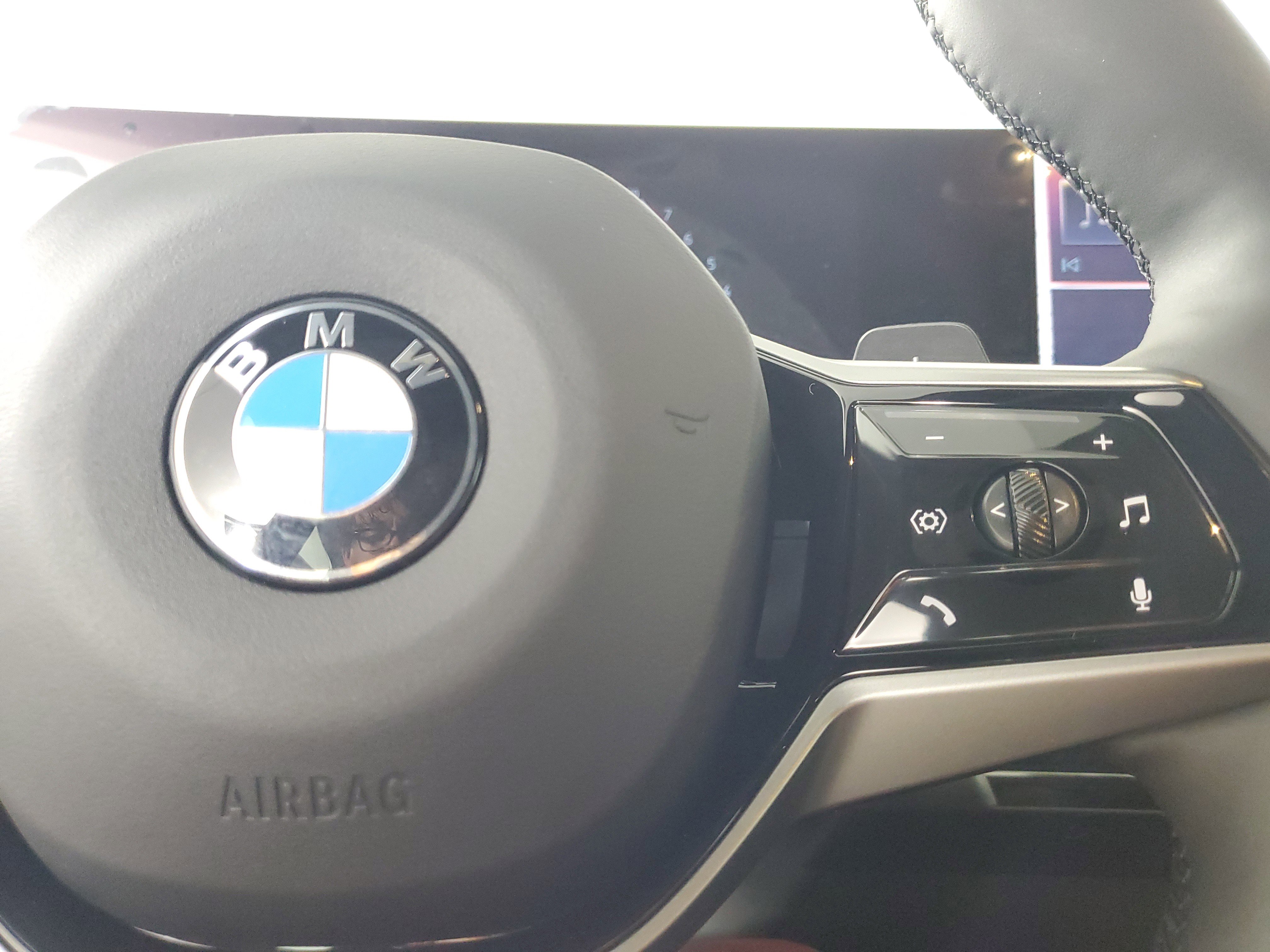 Used 2026 BMW 530i xDrive image 14