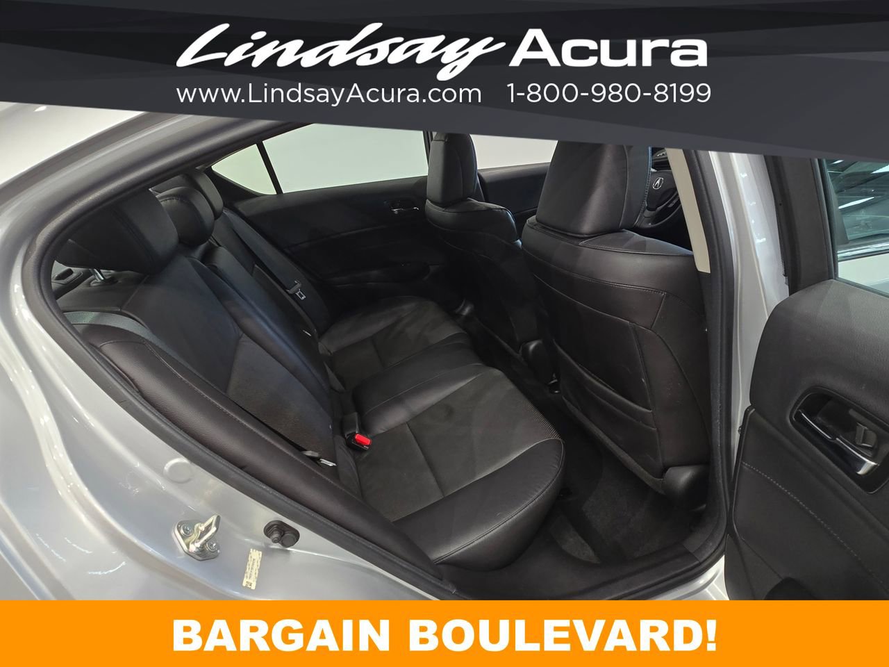 Used 2015 Acura ILX FWD image 9