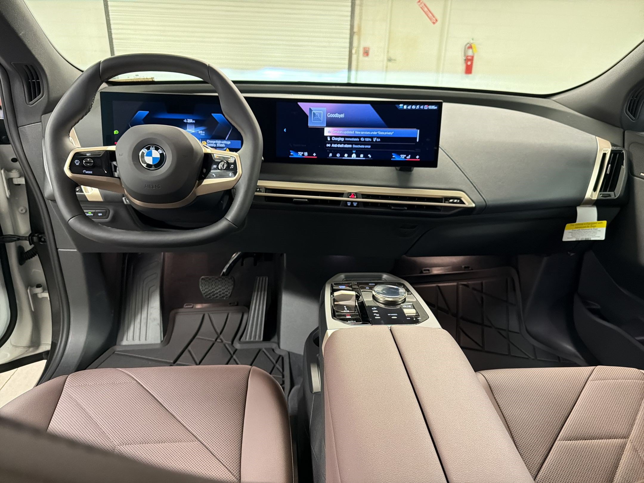New 2026 BMW iX xDrive60 AWD/4WD image 17